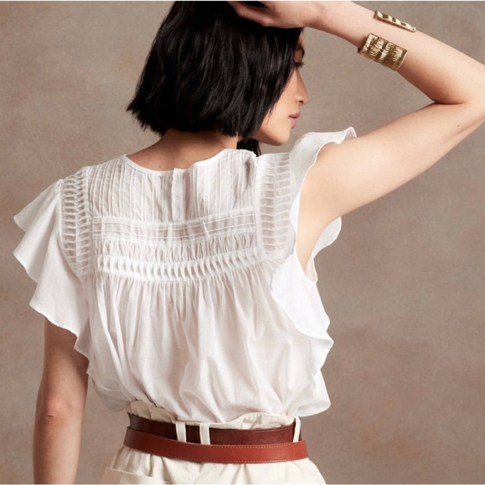 Banana Republic White Smocked Flutter Sleeve Top Size M Tall